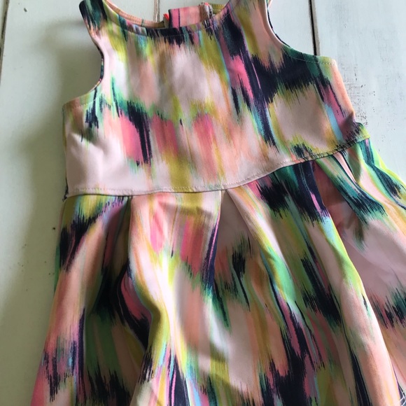 Colorful fun dress - Picture 2 of 4